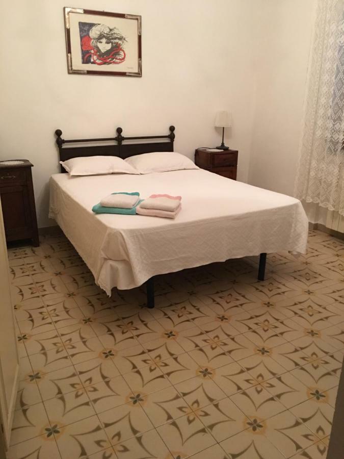 Casa Degli Zii Appartamento Letizia Luni Ngoại thất bức ảnh