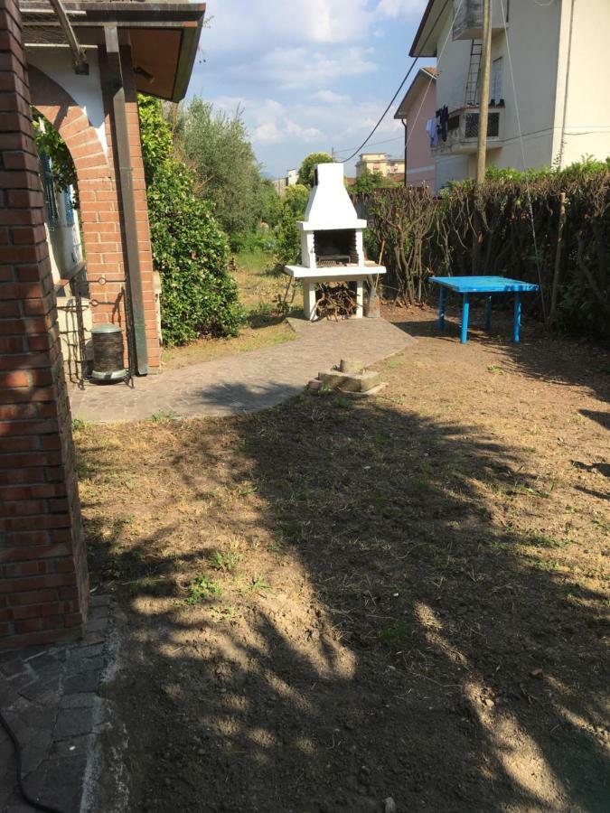 Casa Degli Zii Appartamento Letizia Luni Ngoại thất bức ảnh