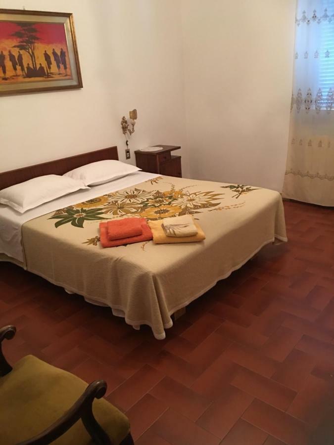 Casa Degli Zii Appartamento Letizia Luni Ngoại thất bức ảnh