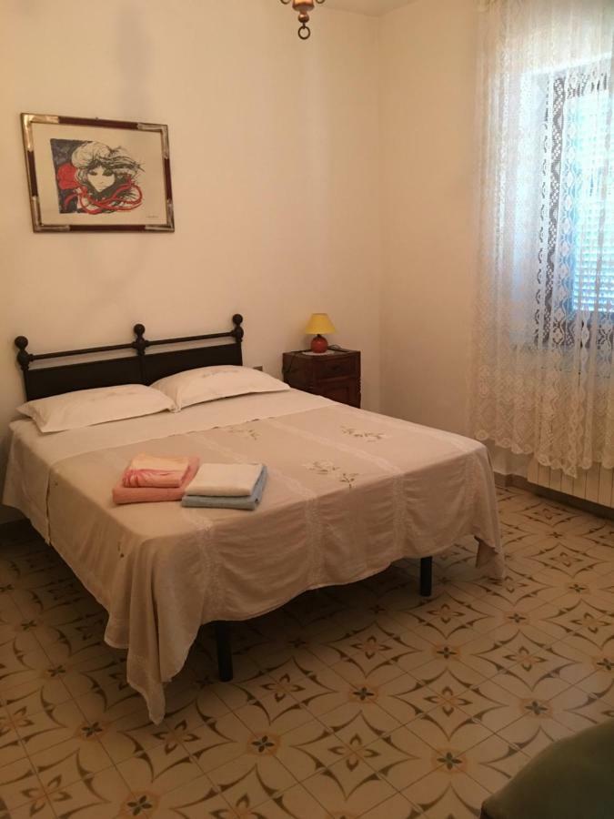 Casa Degli Zii Appartamento Letizia Luni Ngoại thất bức ảnh