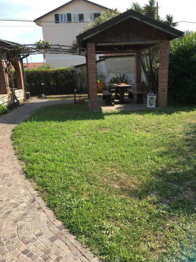 Casa Degli Zii Appartamento Letizia Luni Ngoại thất bức ảnh
